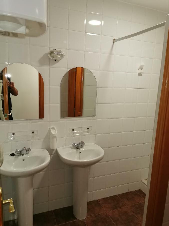 Casa Rural Y Albergue Tormon Luaran gambar